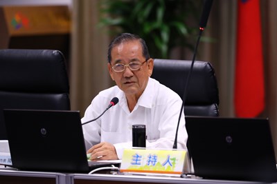 高齡者駕駛人7/1起實施換照制度 首次換照可獲贈電子票證