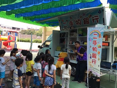 中市回收噗噗車前進幼兒園  環保卡通片寓教於樂
