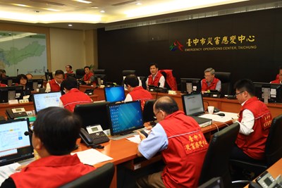 林市長主持中市災害應變中心一級開設會議 要求加強防颱整備