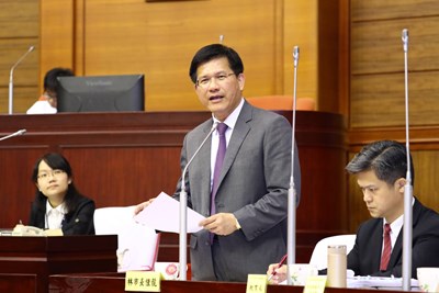 中市第2屆青年事務審議會開議 林市長率局處代表備詢傾聽建言