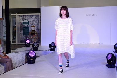 中市花Young纖維時尚展  邀請伊林模特兒走秀
