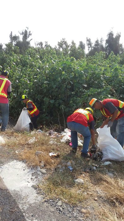 大安濱海樂園遭棄垃圾    環保局：持續追查行為人 將嚴懲決不寬貸