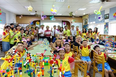 「寶特瓶花轉轉轉」發表活動(2)