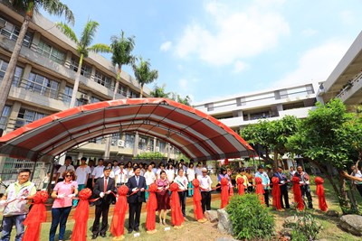 中平國中實踐樓重建落成 規劃社區共讀站落實校園社區化理念