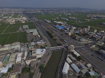 安良港清淤施工後