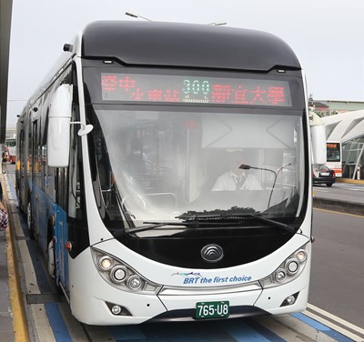 豪雨威脅持續 中市公車8月24日中午過後維持減班營運