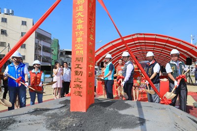 綠空廊道大客車停車空間動工 提升市民生活空間品質3