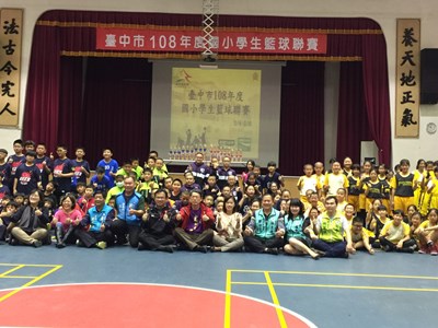 國小籃球聯賽開幕