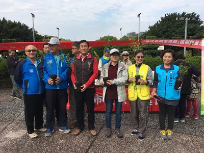 中央地方及軍方植樹月跨域活動 寫生贈樹苗扎根廉政觀念