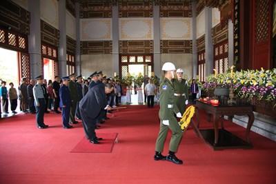 陳副市長出席108年春祭國殤典禮 擔任主祭官緬懷先烈