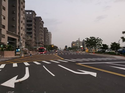 逢大路路平完工