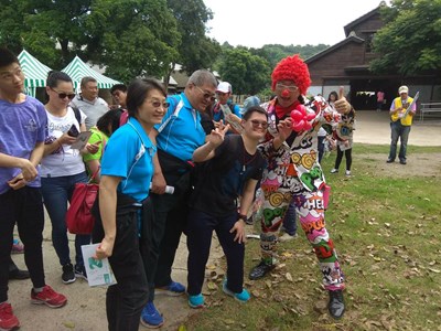 特奧運動員花博馬場戶外健行 無障礙感受花博美好