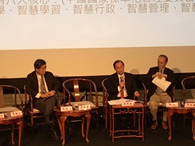 新台中教育論壇推廣AI智慧 邀前教育部長吳清基分享教育新觀點