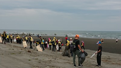 看見海洋SOS求救訊號 中市府呼籲各界揪團淨灘