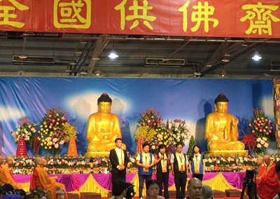 楊副市長出席中區全國供佛齋僧法會 祈求風調雨順、國泰民安