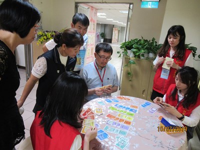 金檔獎評獎委員實地評獎並體驗檔管大師桌遊