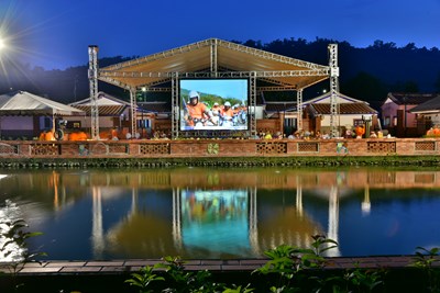 中市客委會放映不老騎士電影 鼓勵長者勇敢追夢