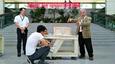 921減災技術成果展 全世界首部「錯動台」在這裡
