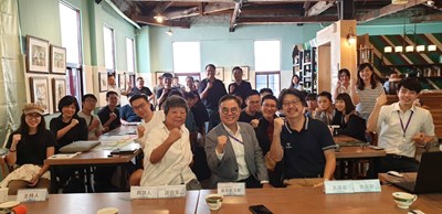 知名建築師姜樂靜主講「讓街道成為市民的學習」，並與都發局長黃文彬及現場民眾交流討論。