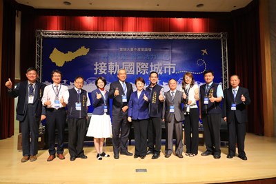 中市經發局長張峯源提出「招商引資」、「產業轉型」、「生活經濟」三大面向經濟策略