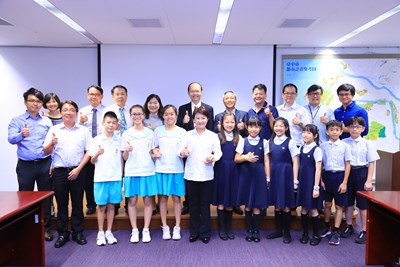 盧市長勉勵全國科展獲獎師生