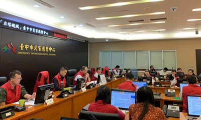 米塔颱風解除陸上警報遠離  中市府持續緊盯隨時應變