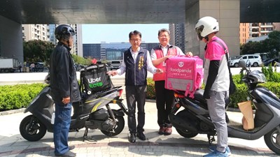 勞工局宣示全面保障外送員應有權益