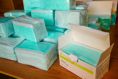 私自販售醫用口罩、濃度75%藥用酒精  最高可罰200萬元