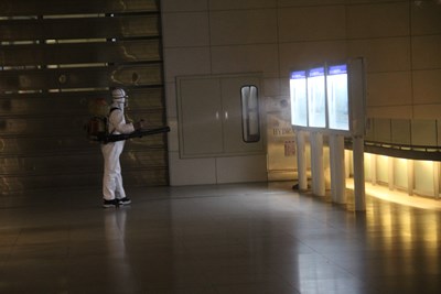 台中轉運中心凌晨進行全面消毒