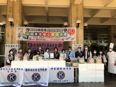 神岡線上馬拉松兼顧防疫與公益 ，為前線防疫醫護備600份暖心餐盒