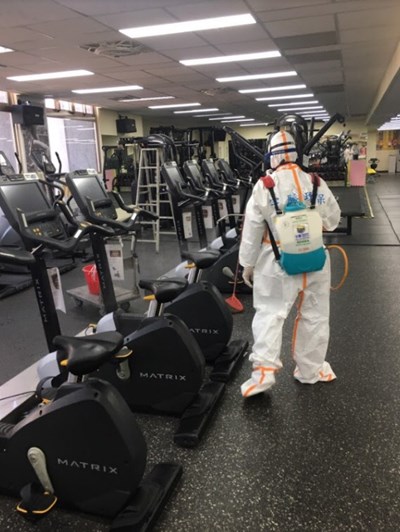 台中市政府運動局持續加強所轄國民運動中心防疫，針對朝馬、北區、南屯國民運動中心及港區運動公園執行「一週一閉」制，擴大環境消毒