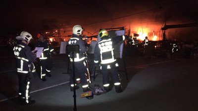 東區深夜火警 中市府及時馳援並會協助受災攤商