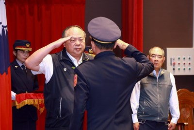 台中市政府警察局卸、新任分局長、大隊長今(22)日聯合布達