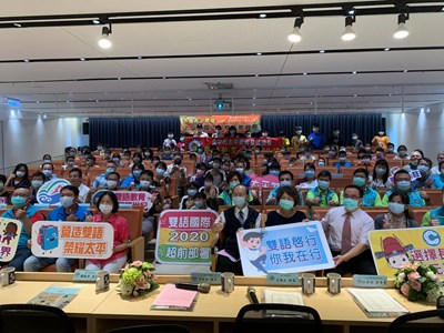 中市太平區雙語營隊 結合星座與天文知識探索自然