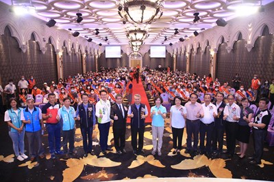 台中市總工會表揚優秀勞工 令狐副市長盼共同提升勞動環境