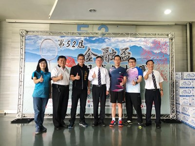 台中市政府運動局長李昱叡今日也到場，肯定賽事促進金融機構情誼交流，鼓勵選手盡情享受比賽。