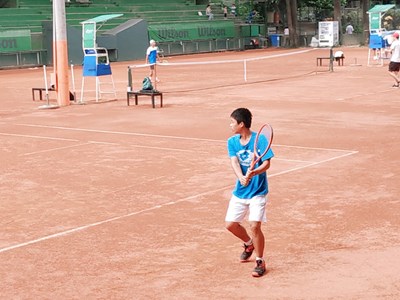 「台中市市長盃網球錦標賽(成人組)」今日於中興網球場開打