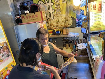 台中市政府消防局重視民眾安全，今年7月起針對全市攤販集中區、公民營市場、商圈等83處所加強瓦斯安全宣導