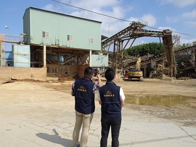 南屯寶文砂石場已依規停業 中市府限12月底清空場區