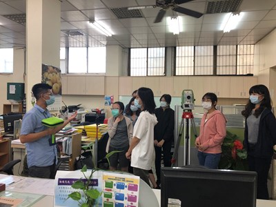 靜宜大學參訪清水地所   強化專業知識