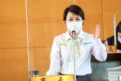 秋冬專案上路    盧市長呼籲進入8大類場所佩戴口罩