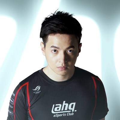 知名電競退役選手「西門夜說」