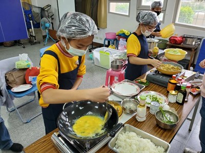 中市料理小達人觀摩賽  國中小生較勁廚藝