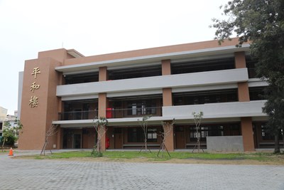 老舊校舍拆除重建 大雅國中平和樓落成啟用