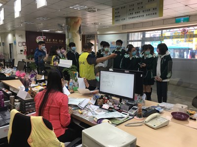 大里地政事務所邀僑泰高中參訪　帶領學生認識地政相關權益