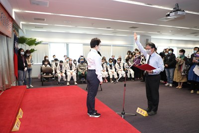 市長盧秀燕主持布達典禮