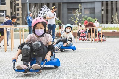 中市好宅公共藝術工作坊 扭扭車障礙賽凝聚住戶感情
