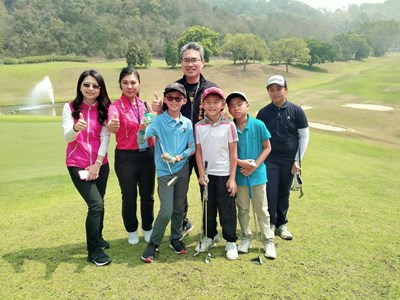 台中市政府積極推廣高爾夫運動，首屆「台中高協青少年GOLF扎根巡迴賽」自3月9日起至今(11)日於霧峰高爾夫球場舉行