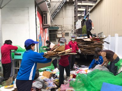 福平里希望資收站回收運作