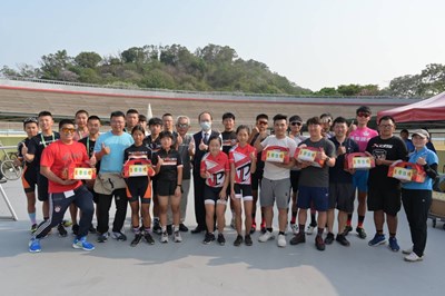 中市全中運代表隊再進11金  教育局長為選手加油